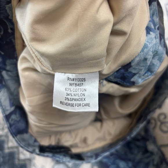 Wildfang Cropped Trousers Blue Floral Women’s Size 8 - Picture 6 of 7